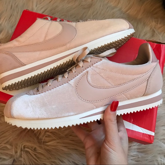 nike cortez pink velvet